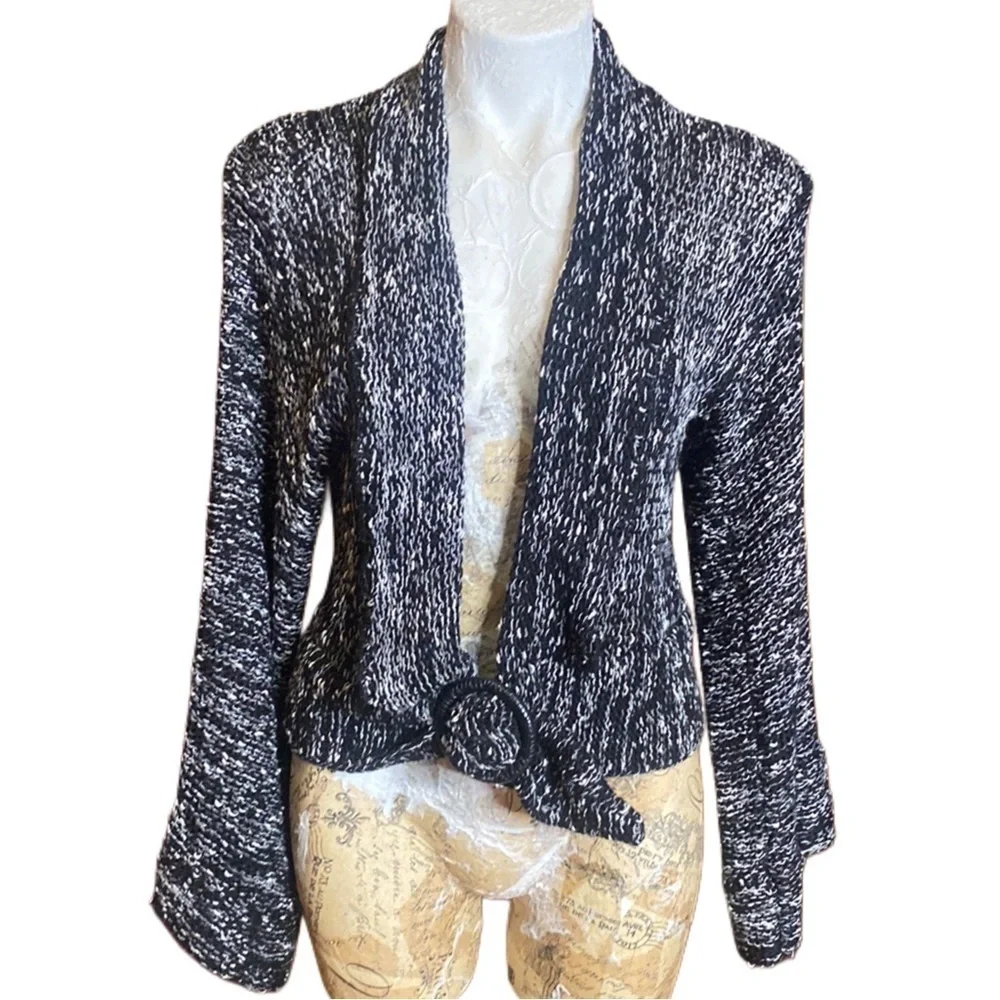 BCBGMAXAZRIA black white Buckle Front bell Sleeve Marled Cardigan Sweater size S